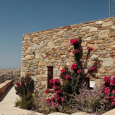 On The Rocks - Whole Estate - 5 3 Pools Casa rural
