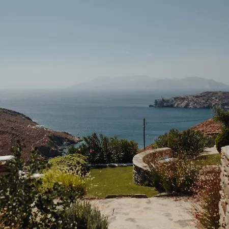 On The Rocks - Whole Estate - 5 3 Pools Casa rural Chora de Ios