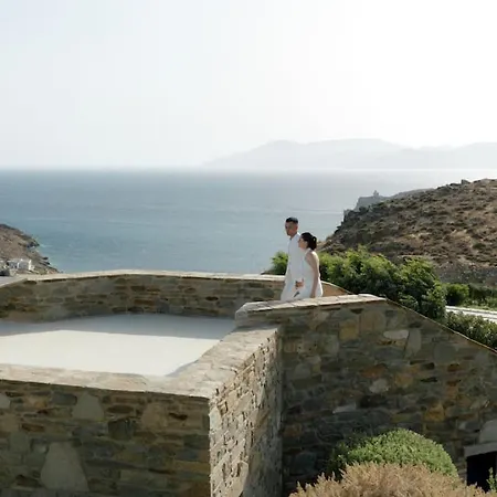 On The Rocks - Whole Estate - 5 3 Pools