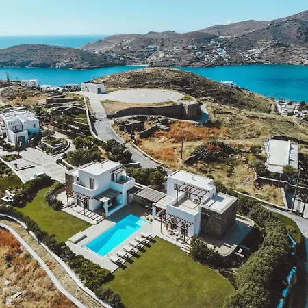 On The Rocks - Whole Estate - 5 3 Pools Casa rural Chora de Ios