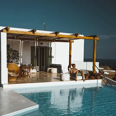 On The Rocks - Whole Estate - 5 3 Pools * Chora de Ios